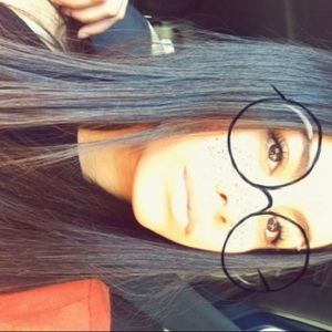 Meet your Posher, Jasmine